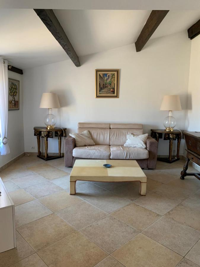 Chateau De La Clapiere Hyeres Exterior photo