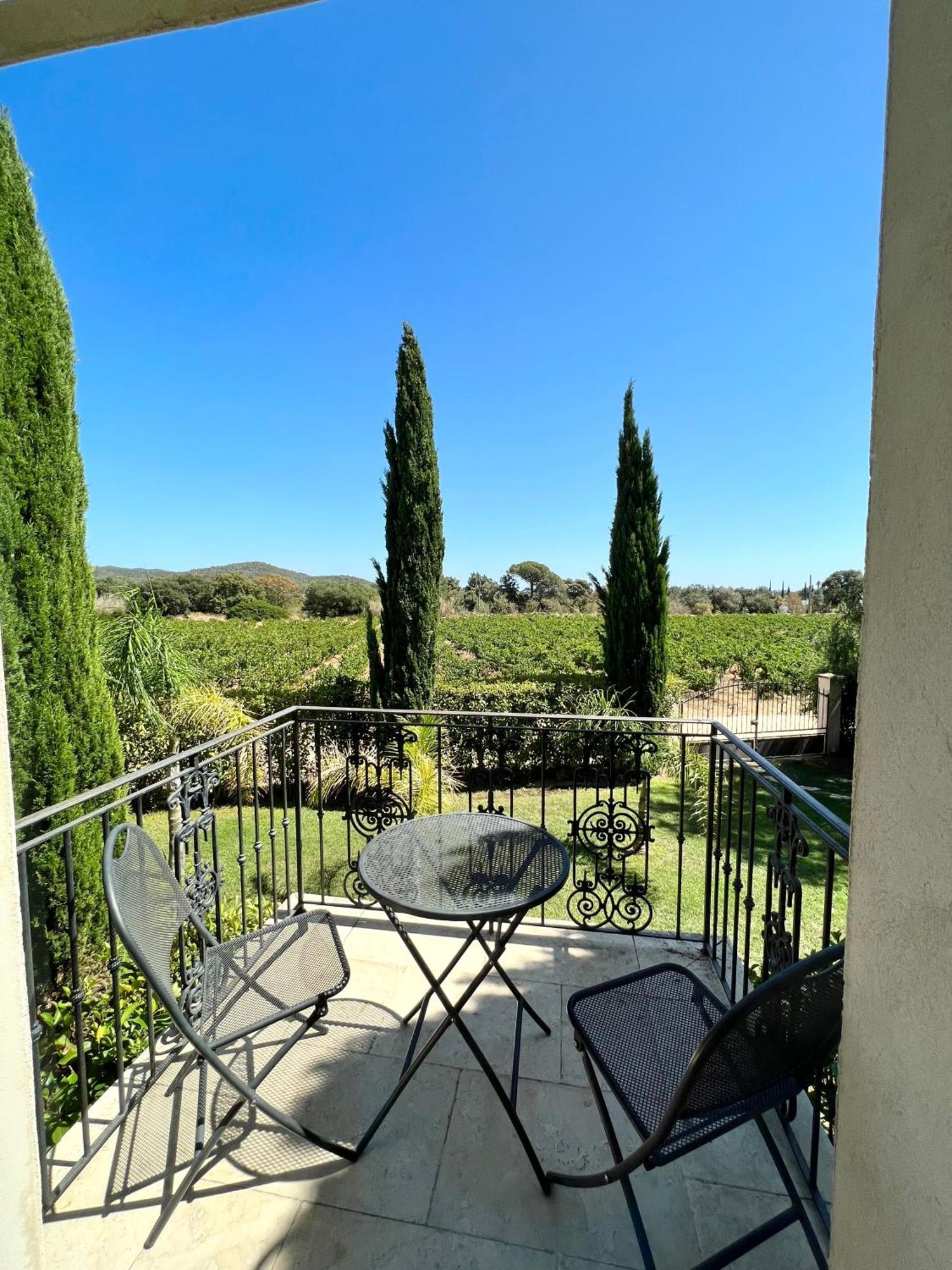 Chateau De La Clapiere Hyeres Exterior photo